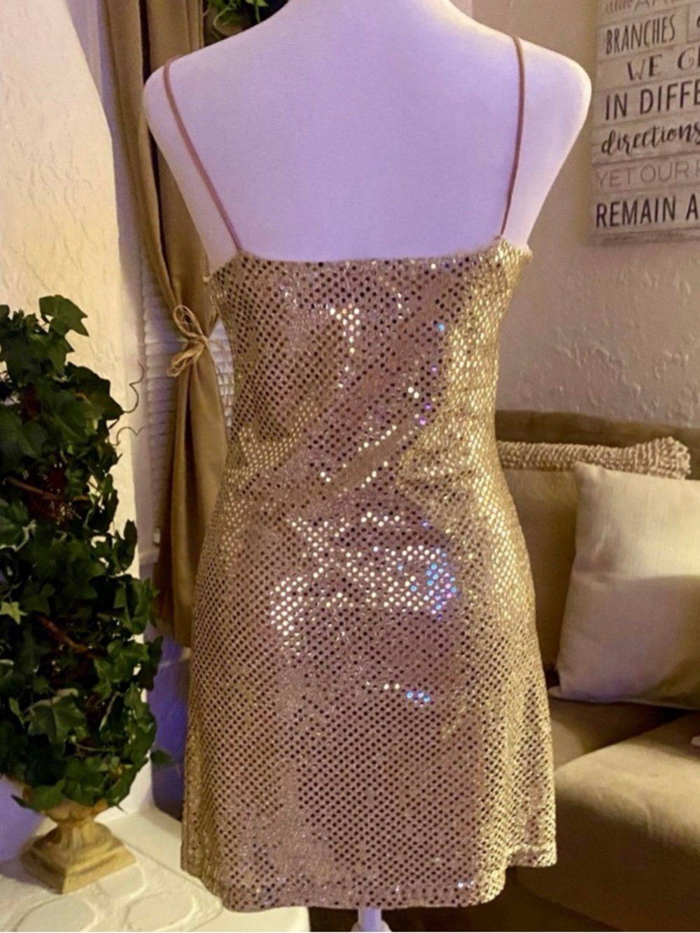 Gold Sequin Slip Dress with Spaghetti Straps🌺 - Picture 4 of 8